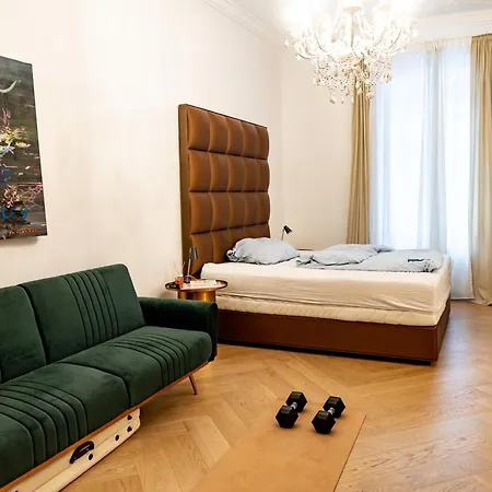 Modernes Altstadt Loft * كلاغنفورت