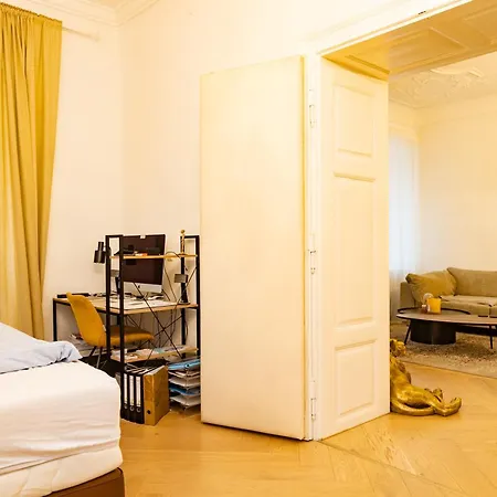 Modernes Altstadt Loft شقة كلاغنفورت